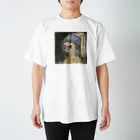 ゆうの真珠の耳飾りのハリネズミ Regular Fit T-Shirt