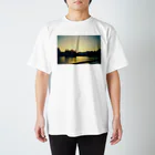 旅人マーシーのゴールデンテンプル Regular Fit T-Shirt