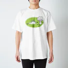 あなほり北狼屋の恐竜のお食事(楕円形Ｖｅｒ．) Regular Fit T-Shirt