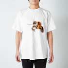 二尾舞子のhungry cat(茶・背景なし) スタンダードTシャツ