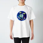 ぴおぴよマルシェの宇宙を泳ぐ スタンダードTシャツ