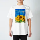 Gaku Okata Original Goodsのsunflowers for ukraine Regular Fit T-Shirt