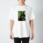 ネイチャーにゃんこのオオムラサキパラダイス Regular Fit T-Shirt