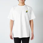 佐熊香奈 くまのねぎまポールダンサー(背面) Regular Fit T-Shirt