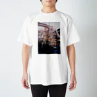 ランタン街・離れの旅するカラフルTシャツ～ロンドン編～ Regular Fit T-Shirt