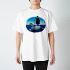 めぐみ図案のマンボウに乗った旅人 スタンダードTシャツ