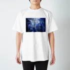 空歩く人々の空席 Regular Fit T-Shirt