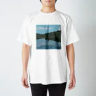 NOCHI MORISOT(ノチ・モリゾ) Storeのホクオウの湖 スタンダードTシャツ