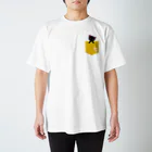 にこねこ【保護猫の保育園】のポポちゃんポケット風Tシャツ（黄色） Regular Fit T-Shirt