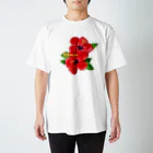 ekoeko ショップの赤ハイビスカス Regular Fit T-Shirt