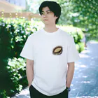 あきこふわっち配信者のアワビグッズ Regular Fit T-Shirt