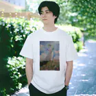 public domainの散歩、日傘をさす女性 / クロード・モネ Regular Fit T-Shirt