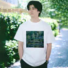 Dartroomの睡蓮の池と日本の橋 クロードモネ Regular Fit T-Shirt