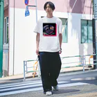 マッケンデジタルワールドの【lofiアート】ネオ浮世絵盆栽：サイバーパンクアーケードアドベンチャー for オタク Regular Fit T-Shirt