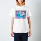 くまきちショップやさんのエレガントティータイム Regular Fit T-Shirt