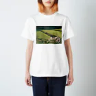 フィルムカメラのある生活の田んぼのある風景 Regular Fit T-Shirt