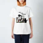 keeeeeep smilingのチョキを習得した猫 Regular Fit T-Shirt