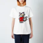 後ろ向きのボールの猫 Regular Fit T-Shirt