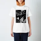 写真家 古熊美帆のFair is foul and foul is fair Regular Fit T-Shirt