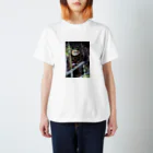 シッポ追いの猫写真店の狩り Regular Fit T-Shirt