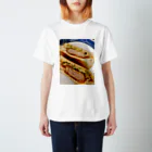 クマちゃんです🧸のひれかつサンド🥪 スタンダードTシャツ