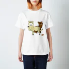 Sunny Heart　野生動物保護 wildlife carerのアルパカ　ココ＆テディ  Regular Fit T-Shirt