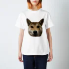 おいしいごはん！のショックを受けている柴犬 Regular Fit T-Shirt