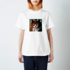 白カロの猫王族 Regular Fit T-Shirt