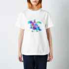 amakara_の幸運を運ぶカラフルなウミガメ Regular Fit T-Shirt