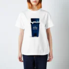 日本のおもしろEngrish看板のI eat garbage every day Regular Fit T-Shirt