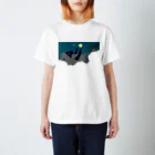 あるサメのお店のままごと羊 Regular Fit T-Shirt