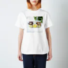 kumamia（くまみあ）のくまの3兄弟（ハート黄） Regular Fit T-Shirt