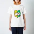 mai_illust_boxの初心者マーク（白猫） Regular Fit T-Shirt