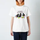 旅するスズメのスズメfamille3 Regular Fit T-Shirt