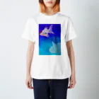 baoのパラボラ金魚 Regular Fit T-Shirt