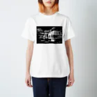 Second_Life_of_Railwaysのキハ183系「スラントノーズ」が北海道の港でタイへの出国を待つ Regular Fit T-Shirt