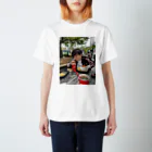 膝肘お兄さんのニワカ極みJINGO。 Regular Fit T-Shirt