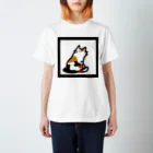 かさごさかのMikaeri cat (Mi-Ke) Regular Fit T-Shirt