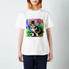 リラックスタイム44の見つめる子猫 スタンダードTシャツ