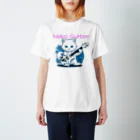 ねこTシャツ SBBSTYLE NEKOのネコと白いエレキギター002 Regular Fit T-Shirt