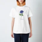 水色プリントの夢叶う青い薔薇 Regular Fit T-Shirt