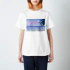 popomoの爽やかな海辺 Regular Fit T-Shirt