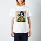 the blue seasonの仲良しの春風：少女と蛇の物語 Regular Fit T-Shirt