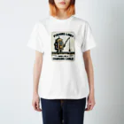 スチームボッツライフの釣りをするロボット Regular Fit T-Shirt