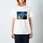 Happy Shopの青い花 Regular Fit T-Shirt