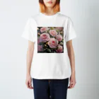 okierazaのペールピンクのバラの花束 Regular Fit T-Shirt