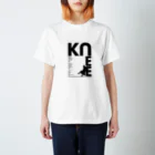 佐倉薫の 絶対Knee！ 勝ち取ります SHOPのKNEEシャツ（Blackロゴ） Regular Fit T-Shirt