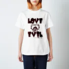 AKテイストのLOVE EVIL Regular Fit T-Shirt