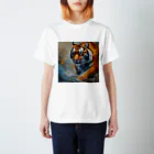 Isaiah_AI_Designの精力的なトラ Regular Fit T-Shirt