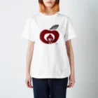 MICAOのリンゴの家 Regular Fit T-Shirt